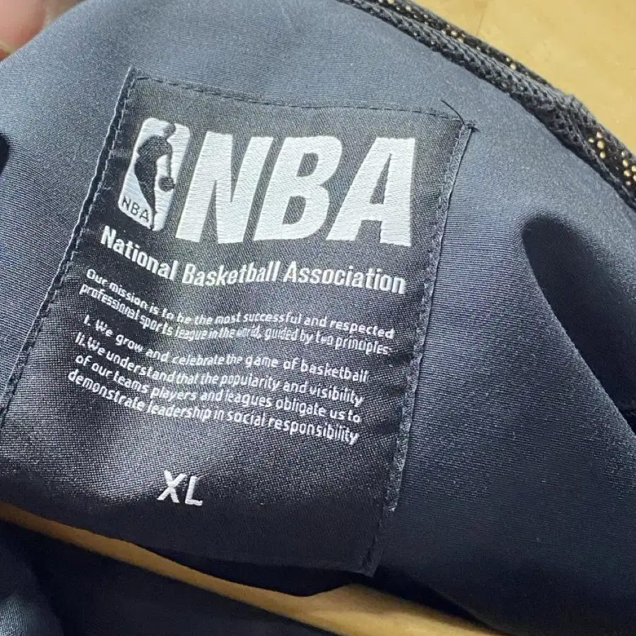 NBA 블랙 화이트 배색 아노락 바람막이 XL