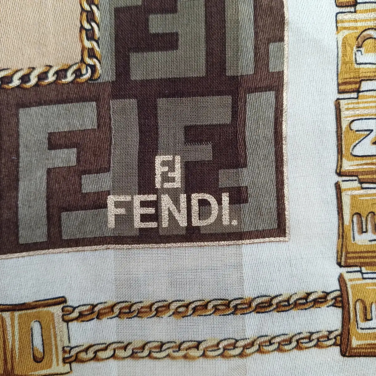 FENDI 펜디 손수건 스카프 [8149_0741-06]