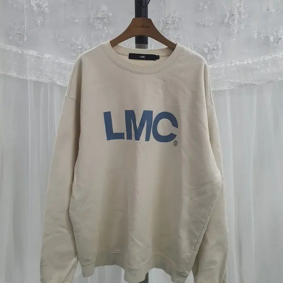 LMC 맨투맨 L  아이보리