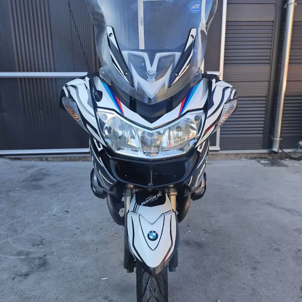 BMW R1200rt /13년식 5만 / 풀데칼 아크라구변 최저가 판매.