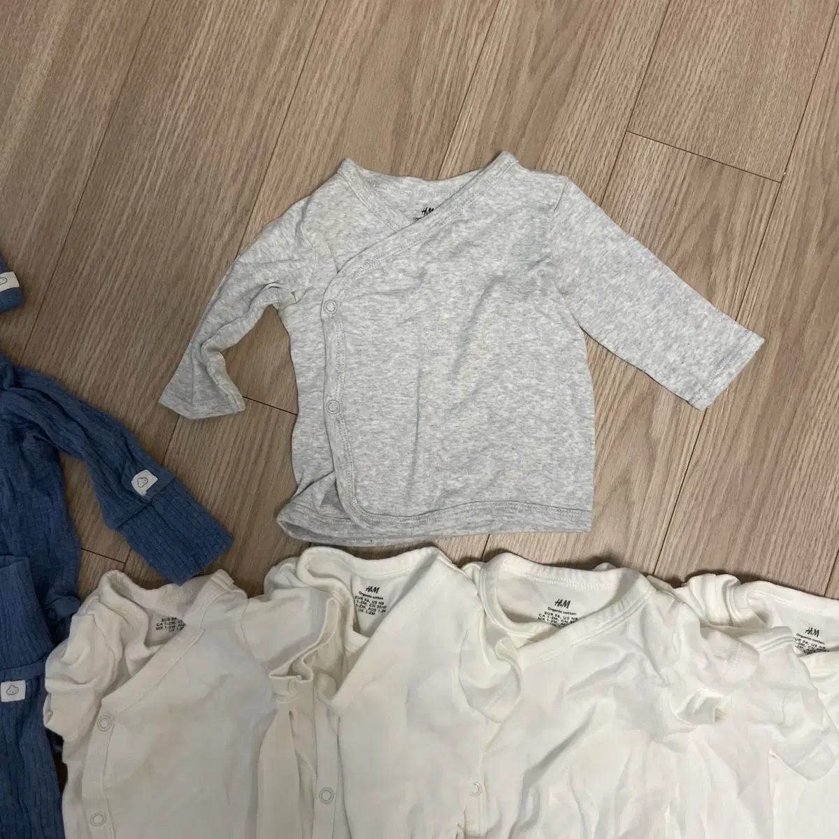 h&m 1-2개월 아기 바디 수트, 옷 7개 세트