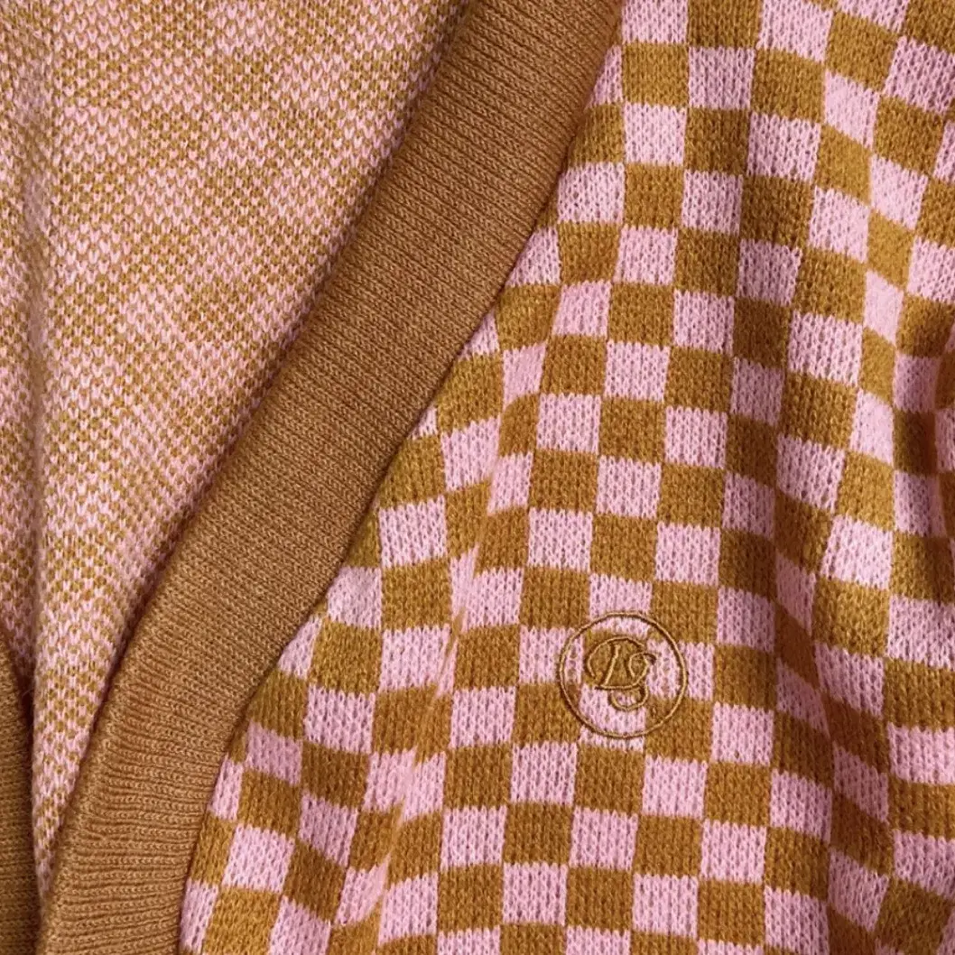 디어스토커 DIM CHECK CARDIGAN (딤 체크 가디건) - BR