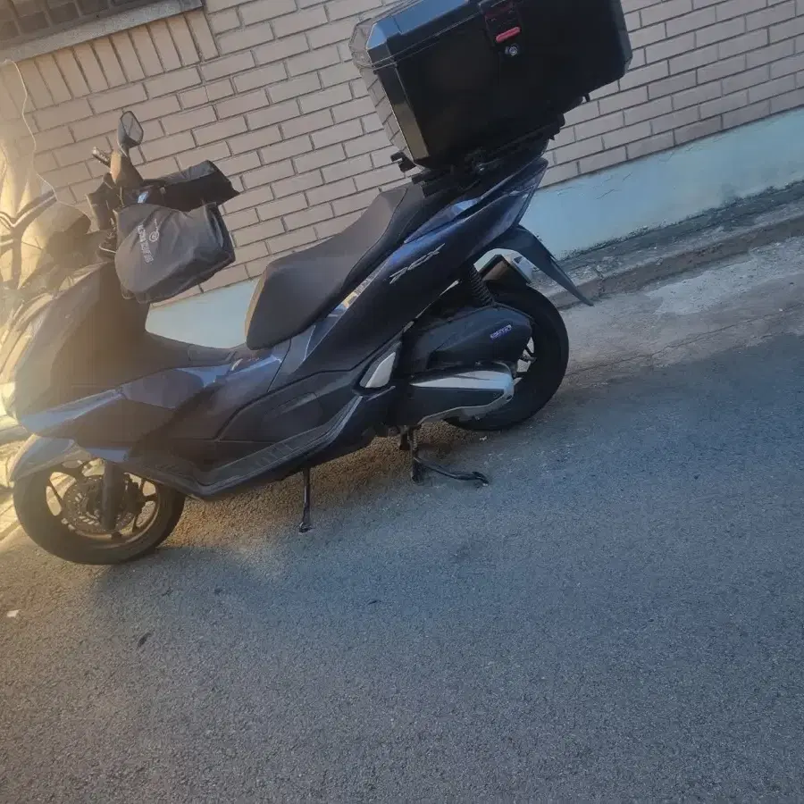 Pcx125 팝니다 분할결제