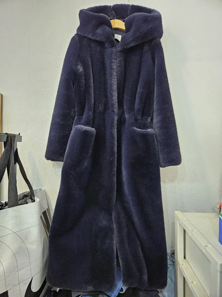 BISUNNY ECOFUR LONG HOODED JACKET