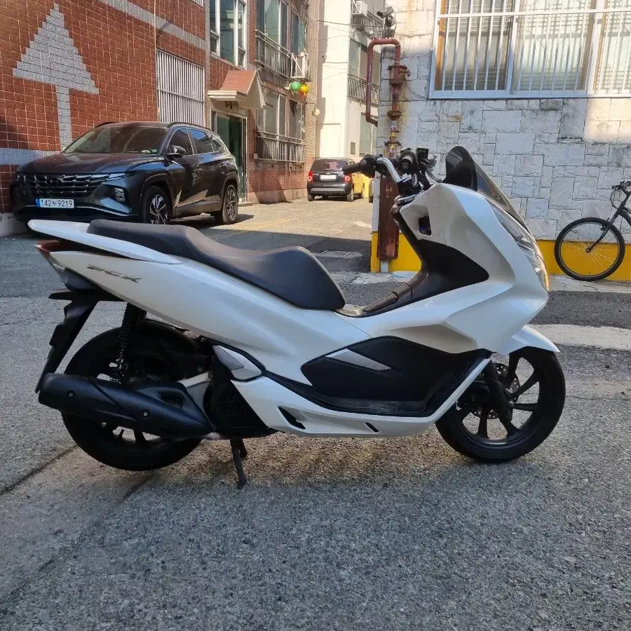 혼다 pcx125. 19년식팝니다