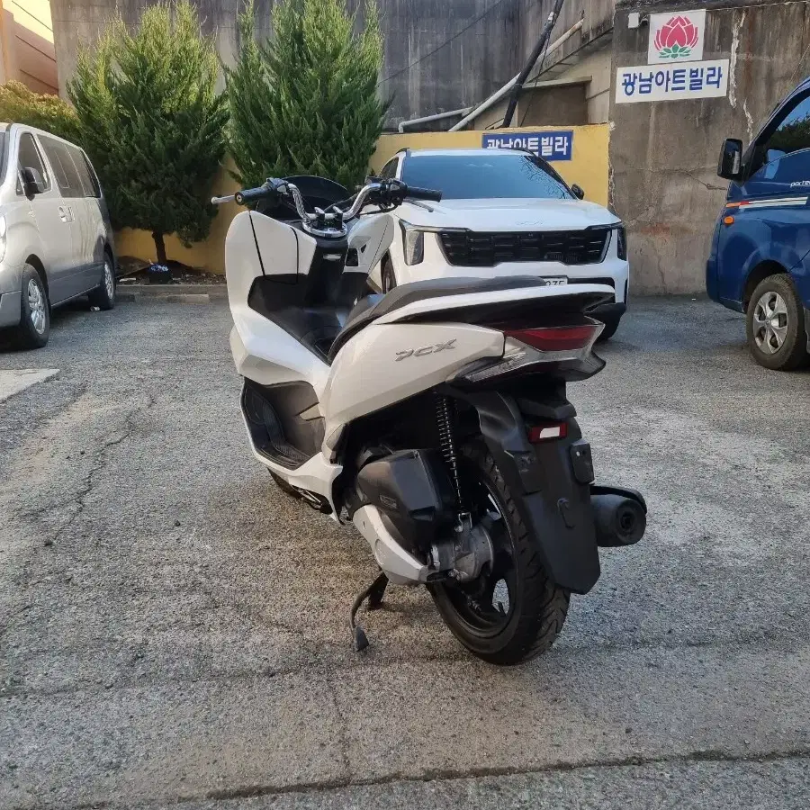 혼다 pcx125. 19년식팝니다