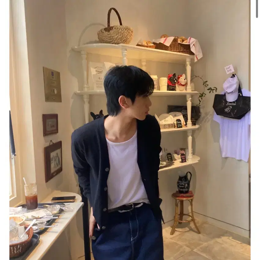 베이그 cash v neck 가디건 L사이즈