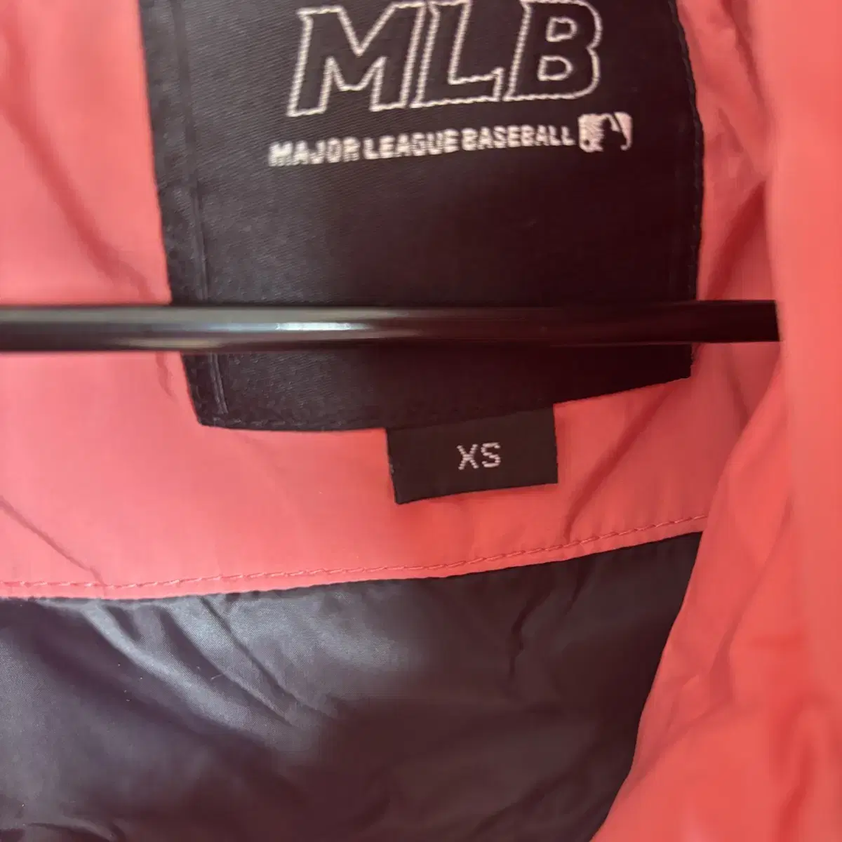 MLB 메가로고 숏패딩 핑크