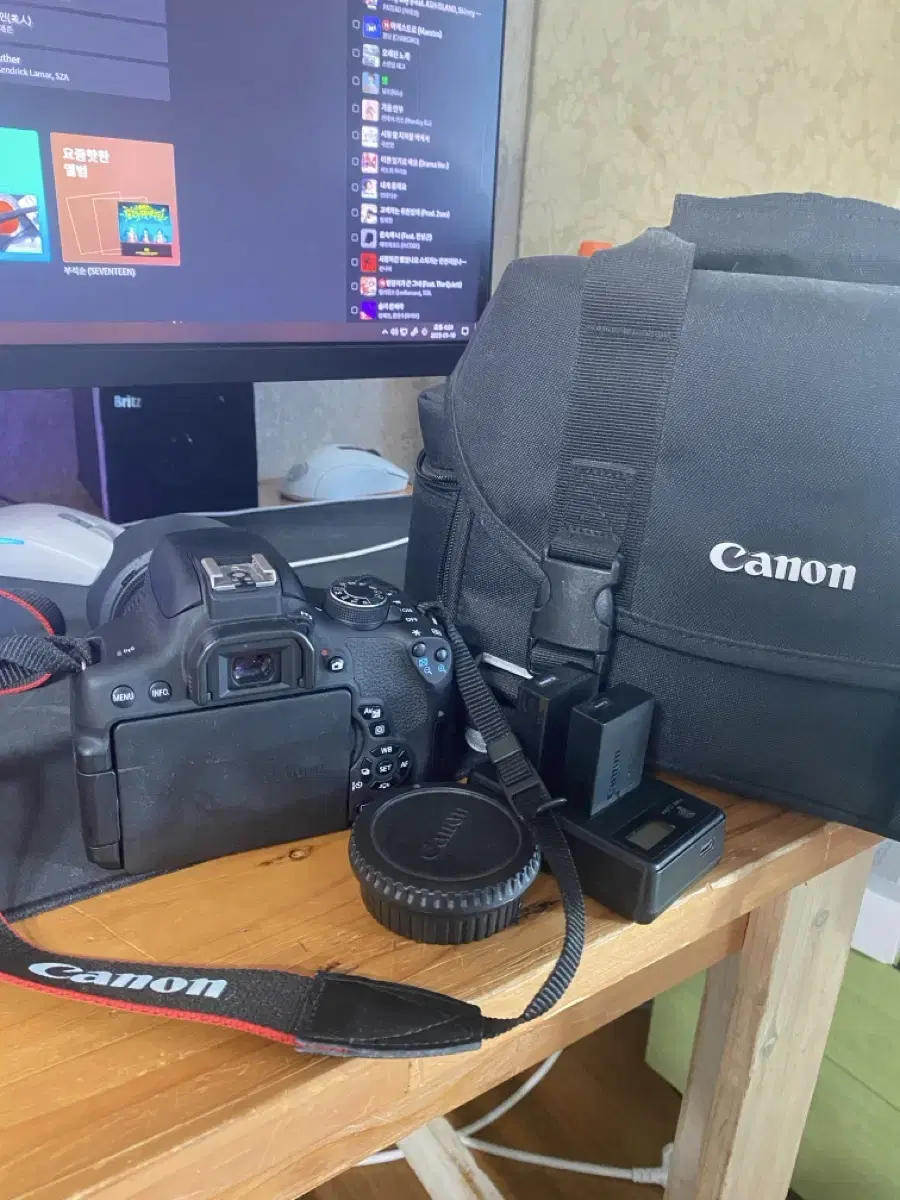 Canon EOS 750D 18-55 Bundle