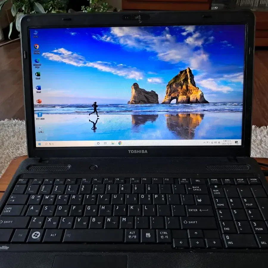 TOSHIBA 15.6" 노트북 8GB, SSD128GB,WINDOW10