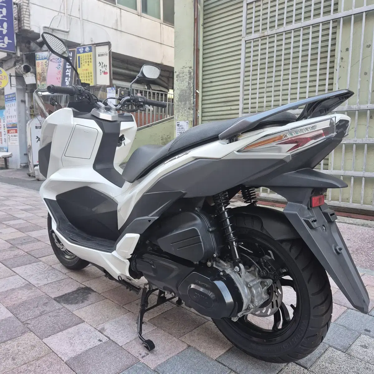 센터판 S급 SYM VSX125 판매합니다.