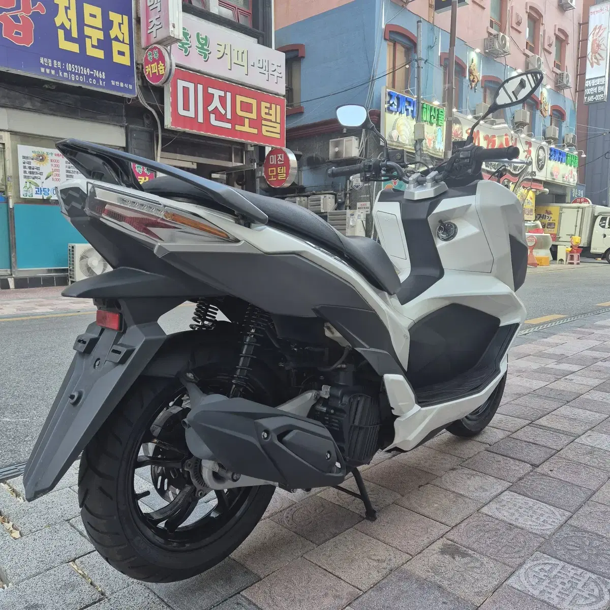 센터판 S급 SYM VSX125 판매합니다.