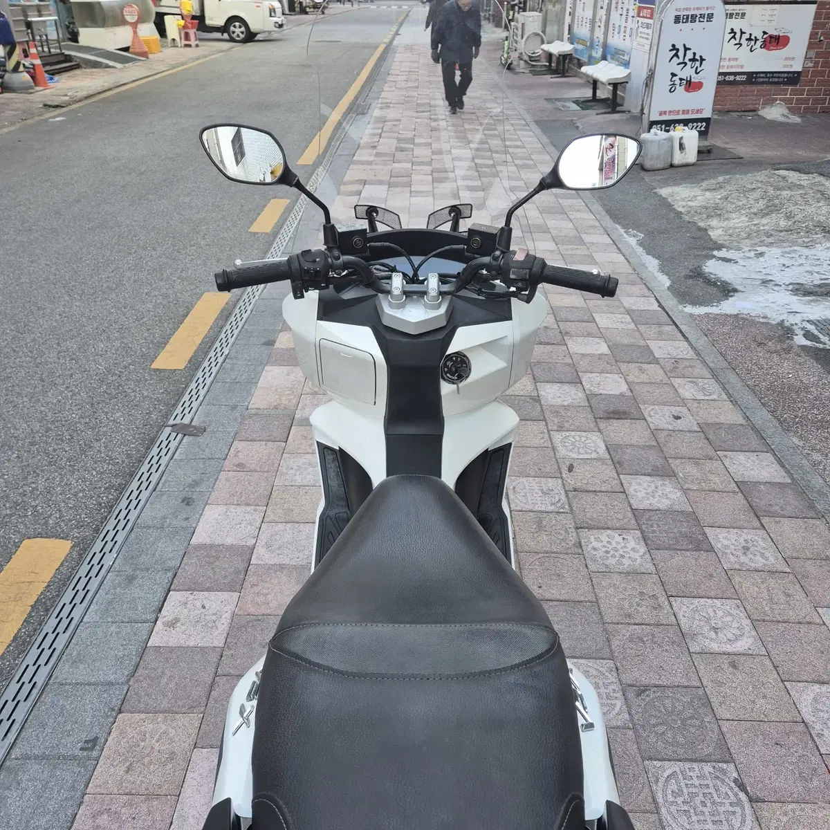 부산 센터판 S급 SYM VSX125 판매합니다.