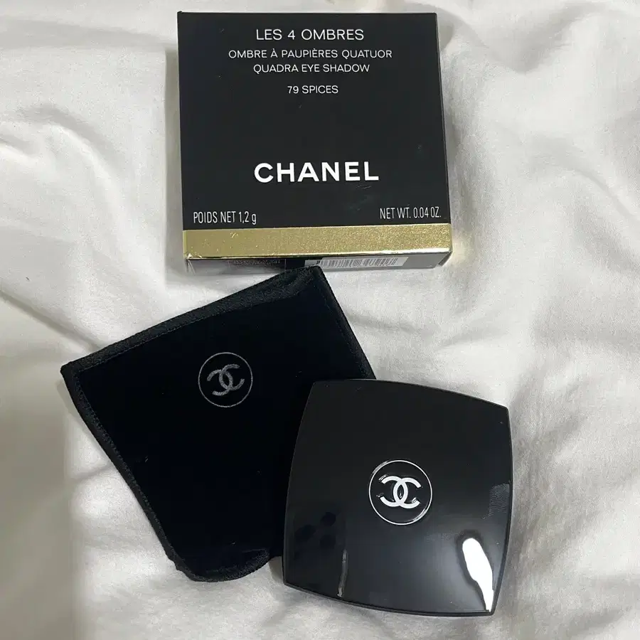 chanel 샤넬 아이섀도우 레 꺄트르 옹브르 79- 스파이스