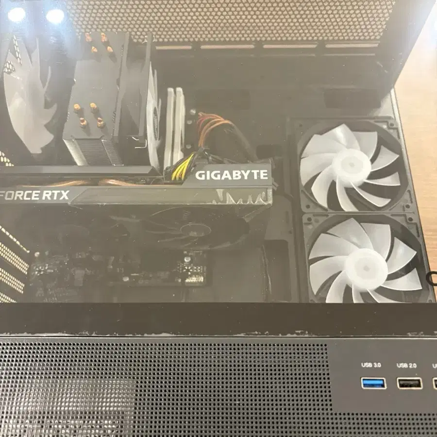 3060ti 고사용 게이밍본체팝니다