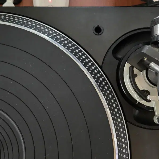 테크닉스, Technics 턴테이블 SL-1200mk5 블랙 팝니다