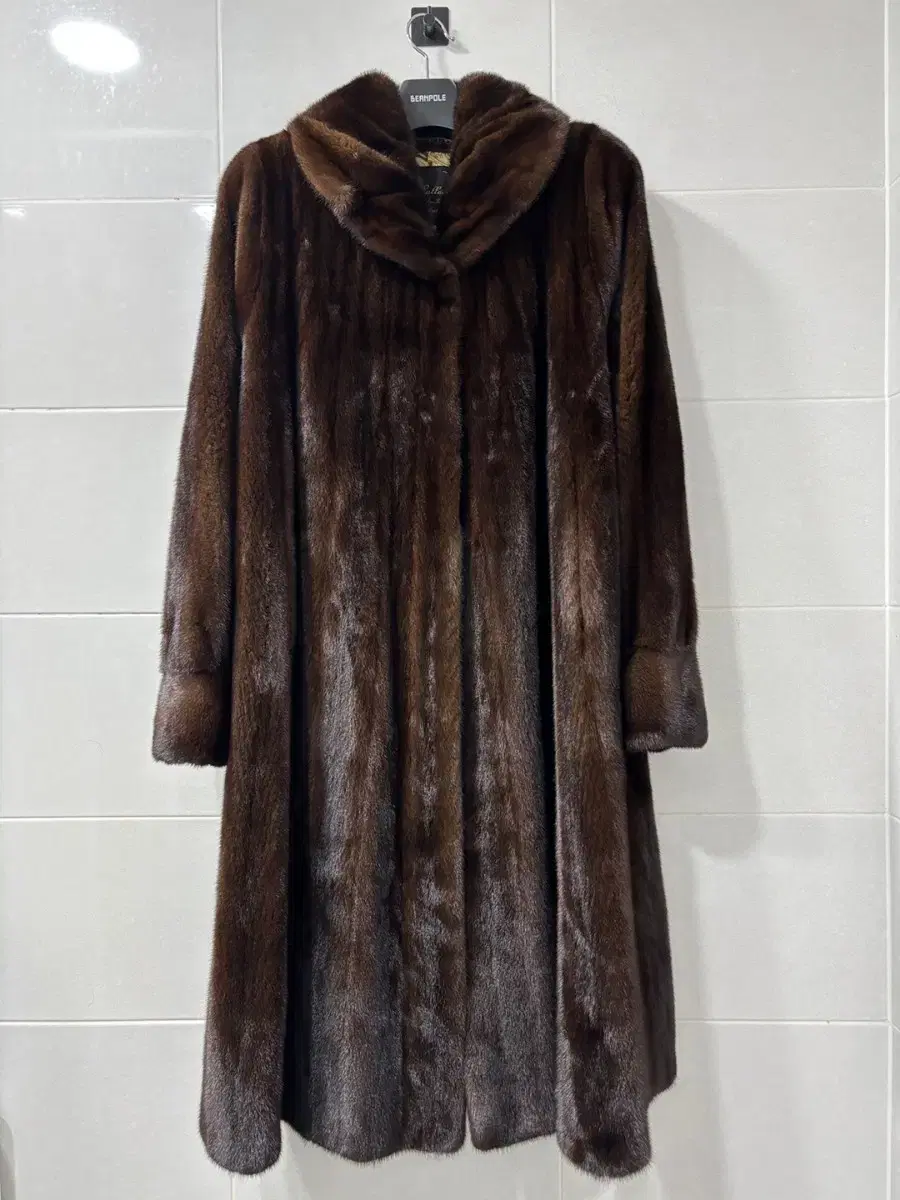 Sungjin Fur Best Collection Mink Coat