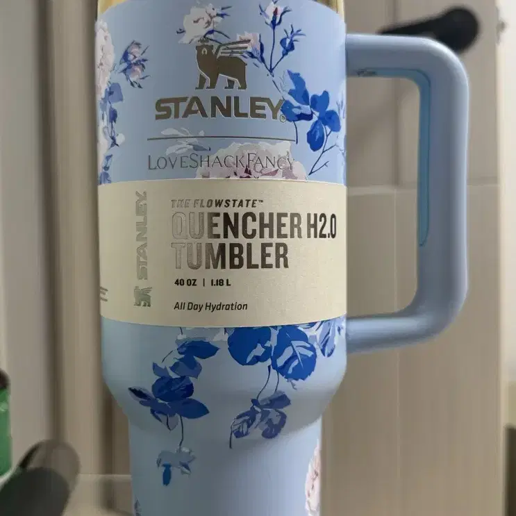 Stanley x LoveShackFancy 40온스