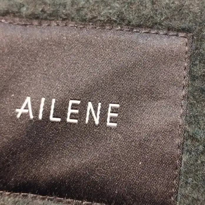 AILENE 엘렌느 롱코트