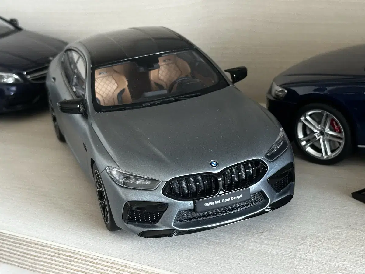 1:18 GT SPIRIT BMW M8 컴페티션 그란쿠페 레진 다이캐스트