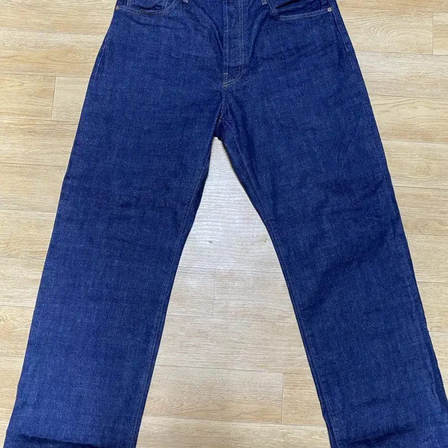 아웃스탠딩 30S CINCH BACK SELVEDGE INDIGO