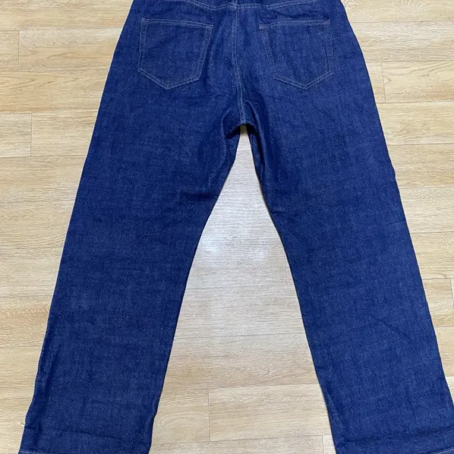 아웃스탠딩 30S CINCH BACK SELVEDGE INDIGO