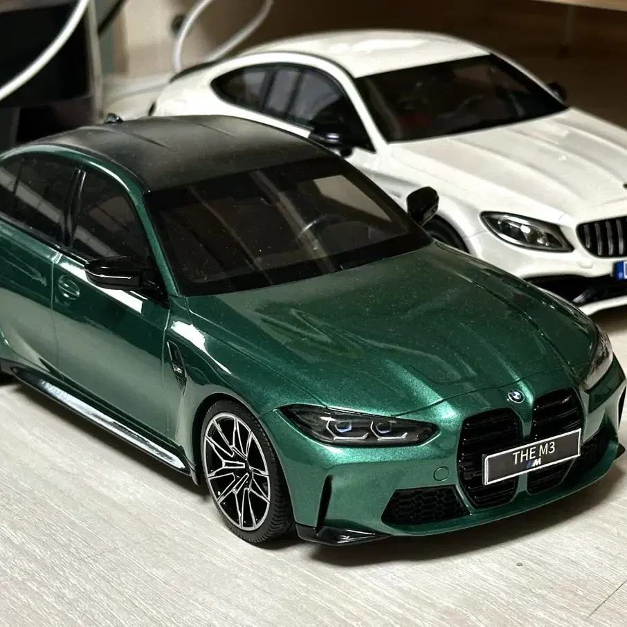 1:18 미니챔프 BMW M3 컴페티션 다이캐스트