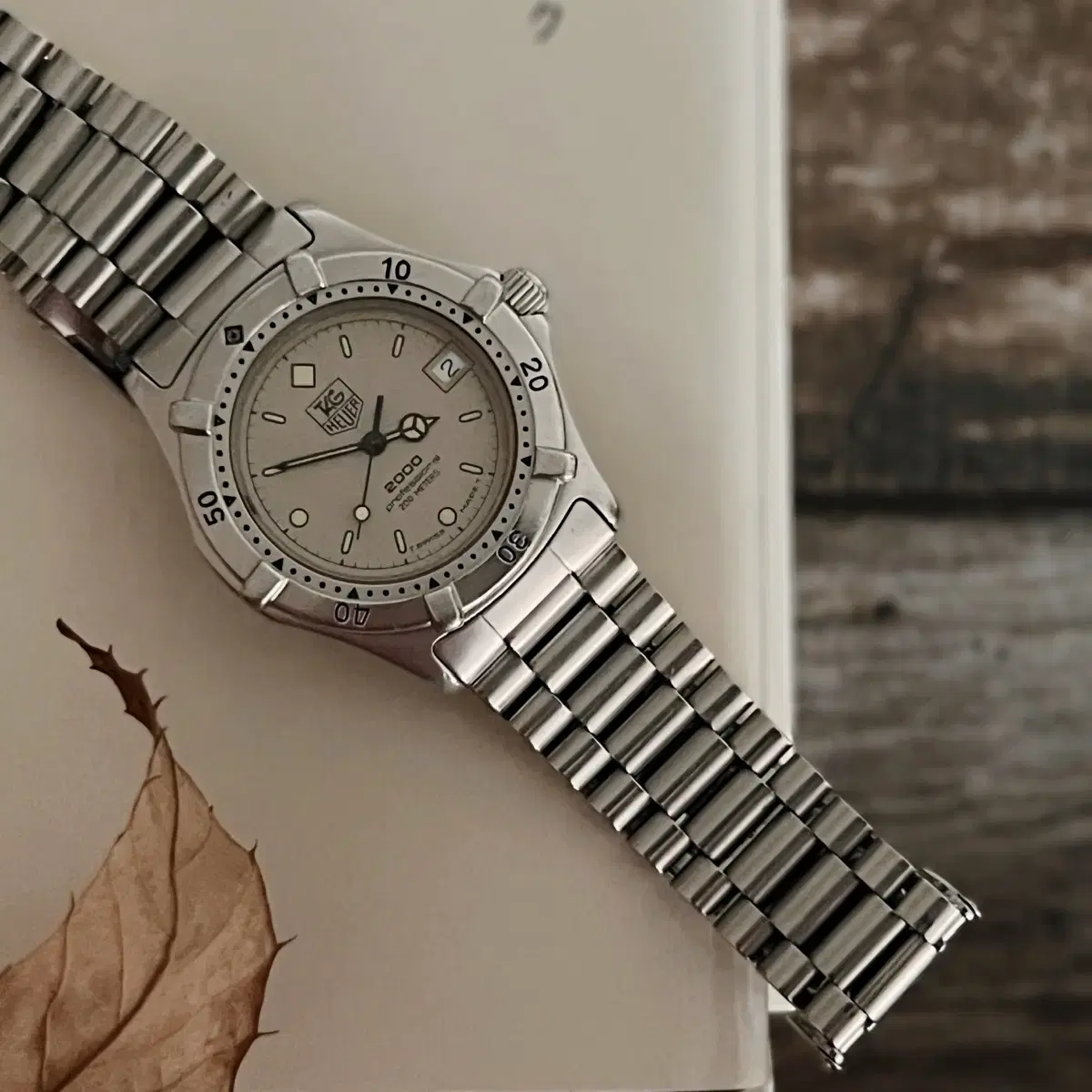 TAG Heuer 태그호이어 프로페셔널 2000 (남여공용)