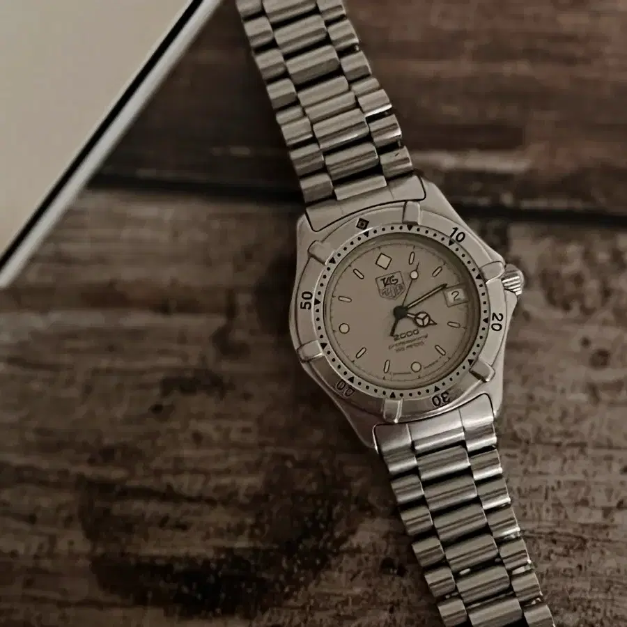 TAG Heuer 태그호이어 프로페셔널 2000 (남여공용)