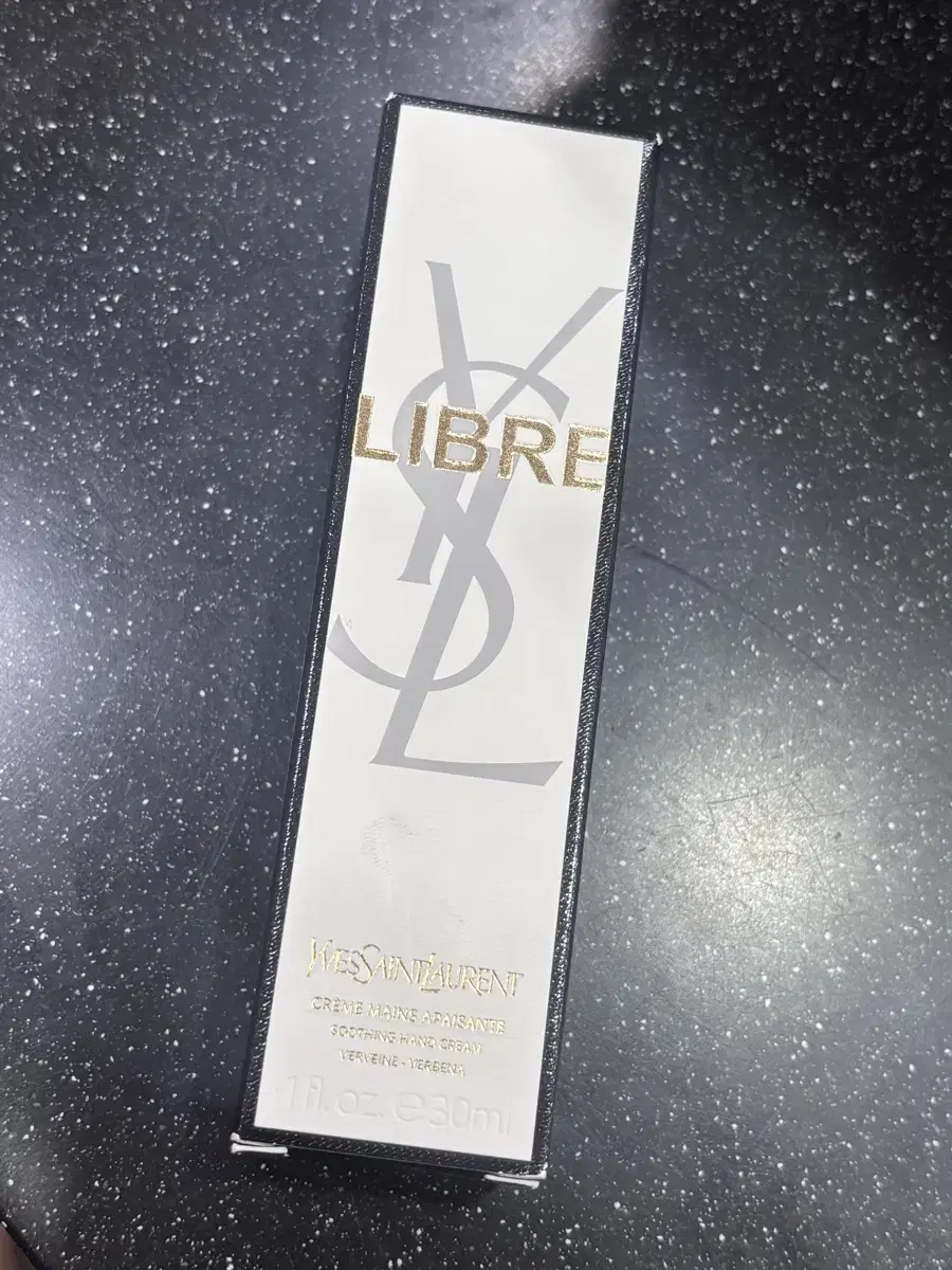 (Unsealed) Yves Saint Laurent (Libre Soothing Hand Cream 30ml)