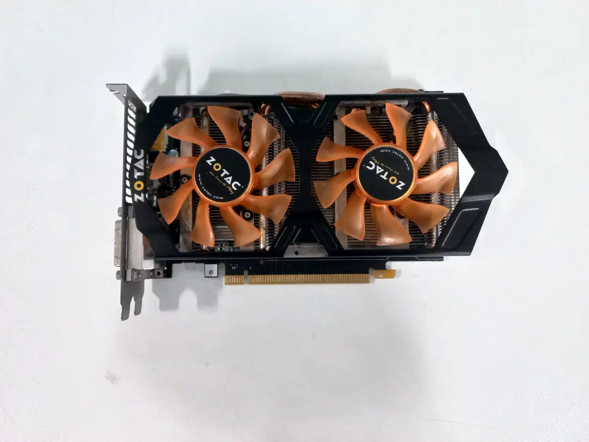 ZOTAC 지포스 GTX760 OVERCLOCK D5 2GB