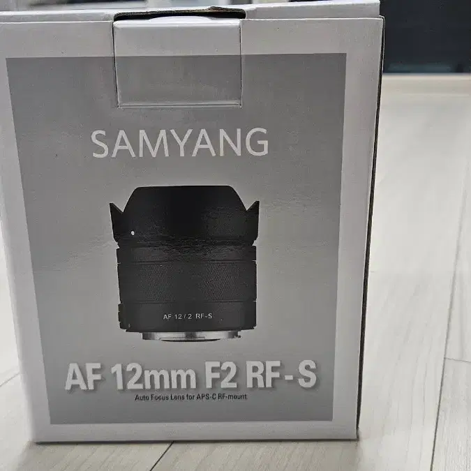 삼양옵틱스 AF 12mm F2 RF-S