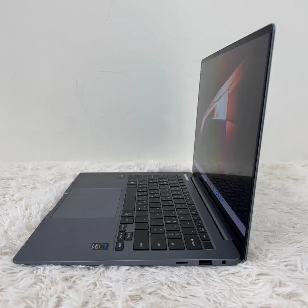 삼성 갤럭시북4 프로 NT940XGK-K71AR