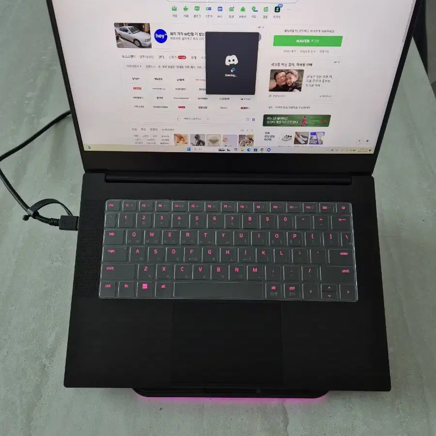 Razer Blade 14인치 노트북 + 크로마 스탠드