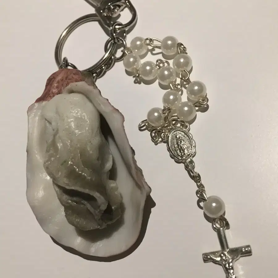 frustratedoyster 키링 Prayer key chain