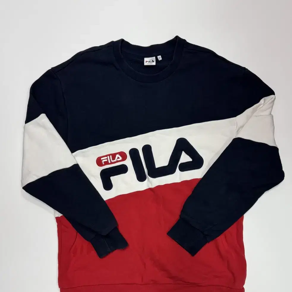 휠라 FILA 올드스쿨 배색 맨투맨 2XL