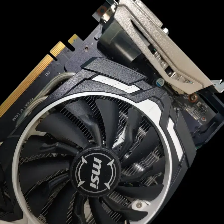 MSI 지포스 GTX1070Ti 아머 8GB 그래픽카드 (상태좋음)