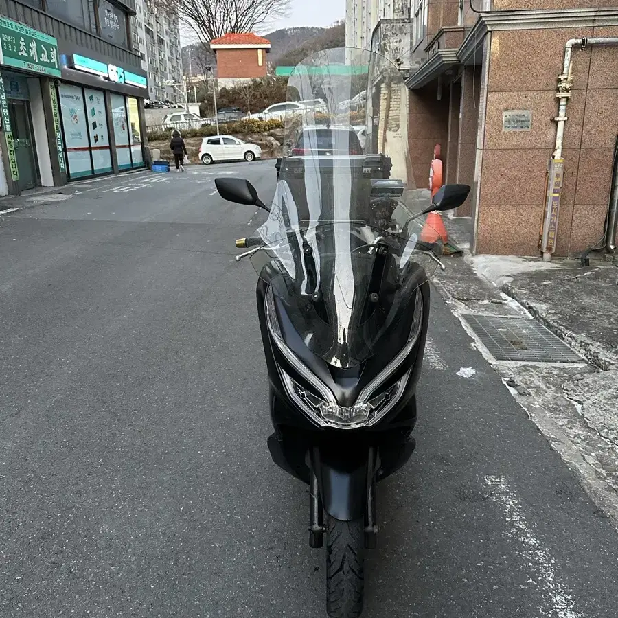 19년식 pcx125 오토바이 판매합니다