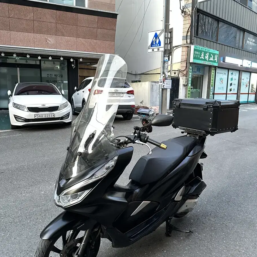 19년식 pcx125 오토바이 판매합니다