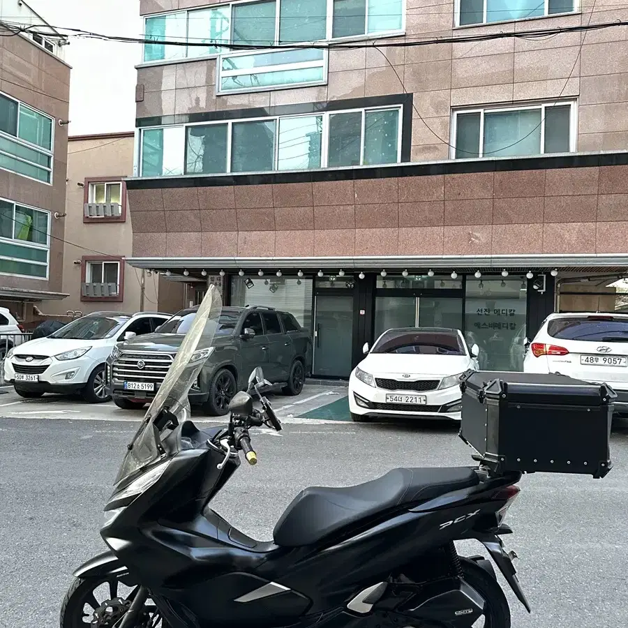 19년식 pcx125 오토바이 판매합니다