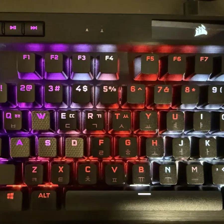 커세어 K70 RGB TKL 챔피언 시리즈 기계식 유선 텐키리스 키보드