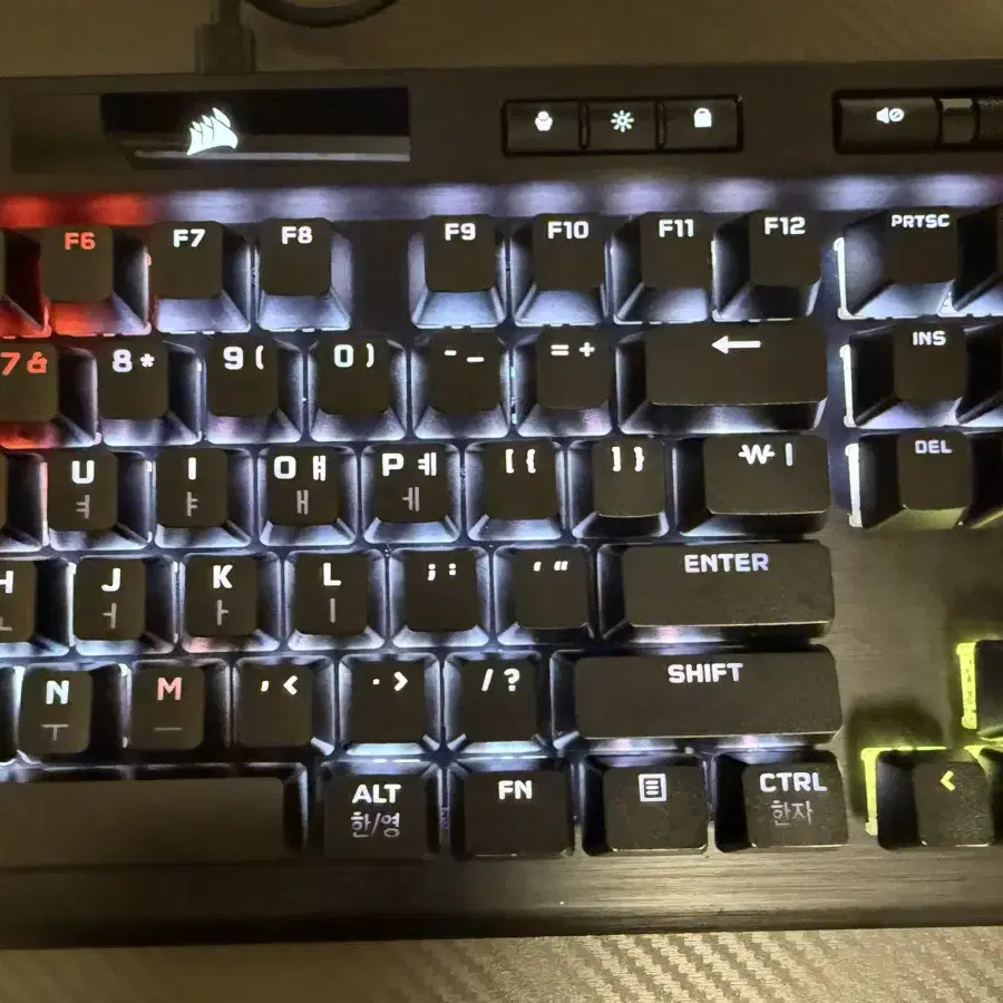 커세어 K70 RGB TKL 챔피언 시리즈 기계식 유선 텐키리스 키보드