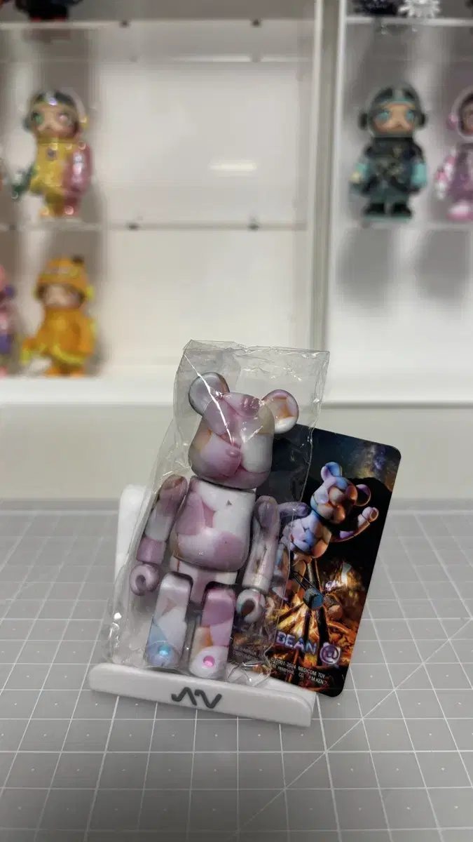 Bearbrick 100% - 49th Jelly Bean