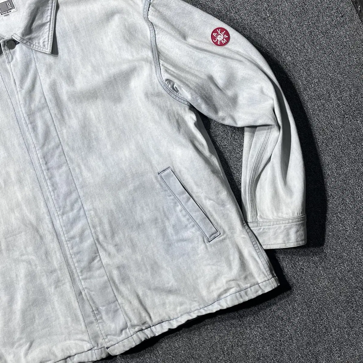 CAV EMPT 데님자켓