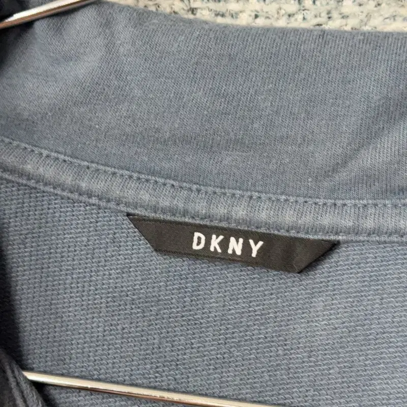 DKNY 캐주얼 롱 반집업 긴팔티 105