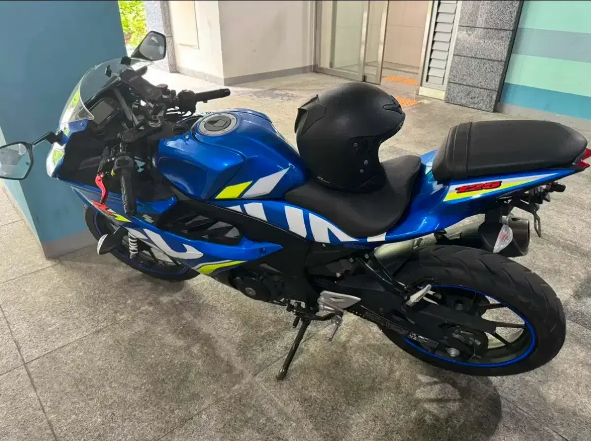 gsxr135