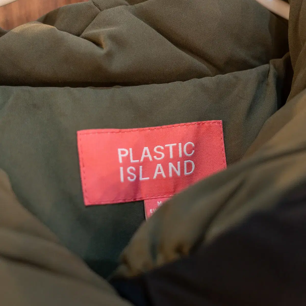 여성패딩 PLASTIC ISLAND M사이즈