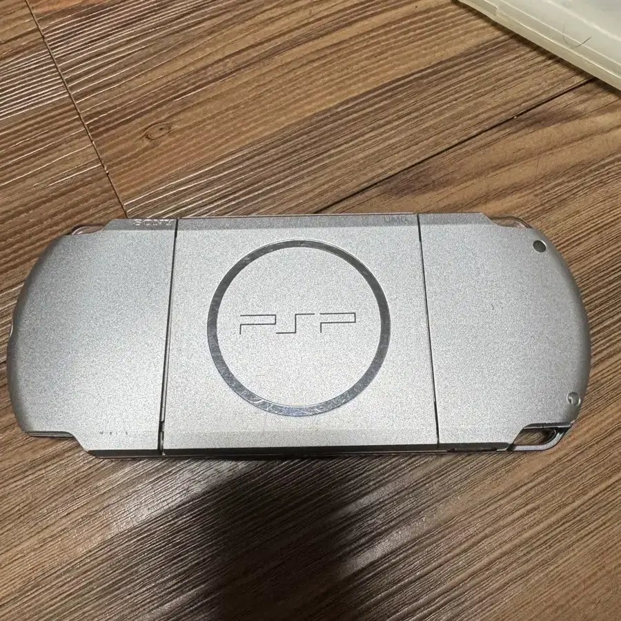 psp 3005 정발 실버