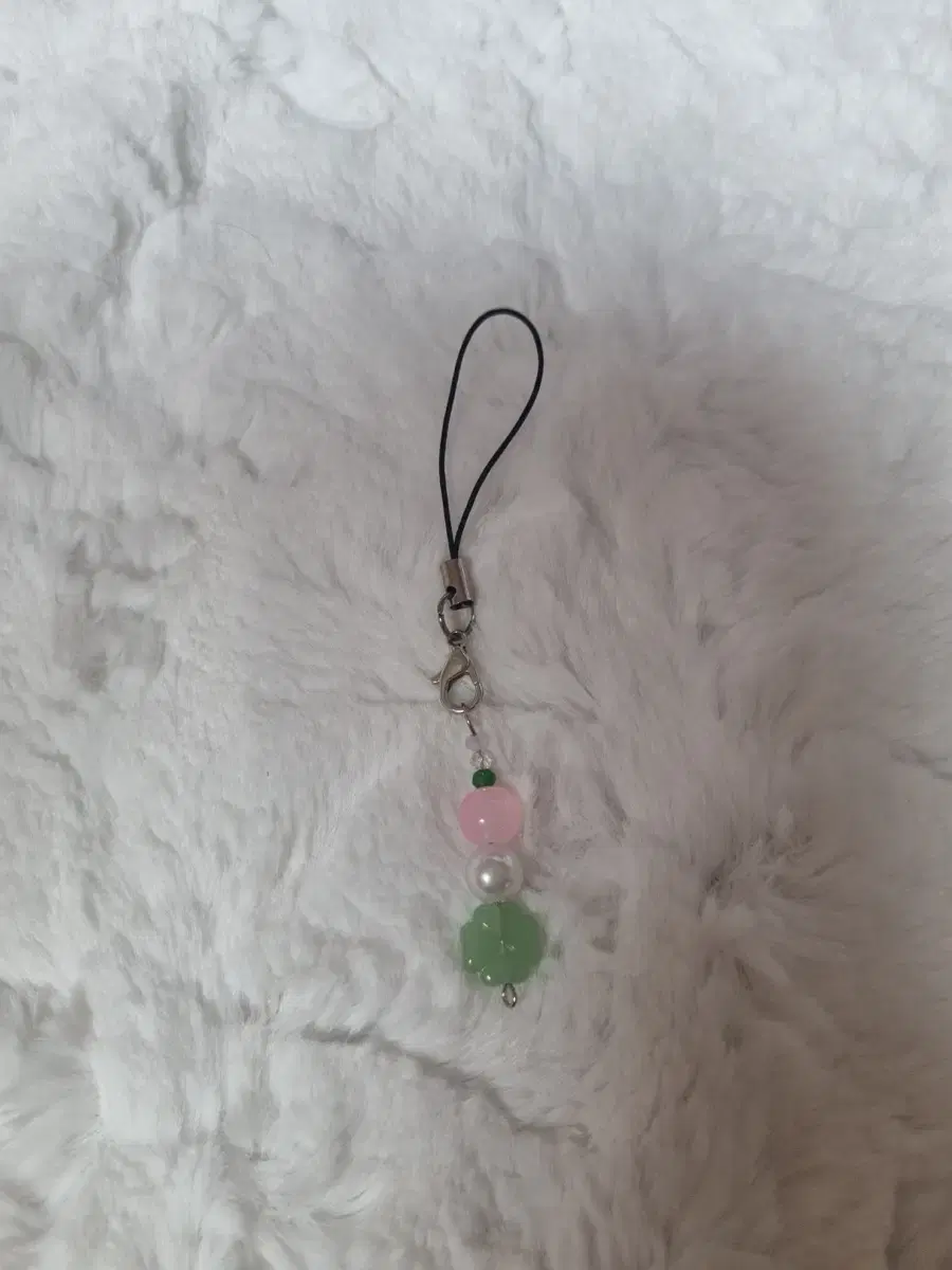 Four-leaf clover dango keyring