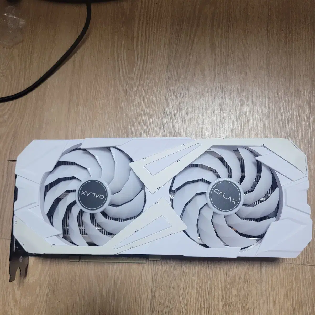 갤럭시 RTX 3060 12GB WHITE